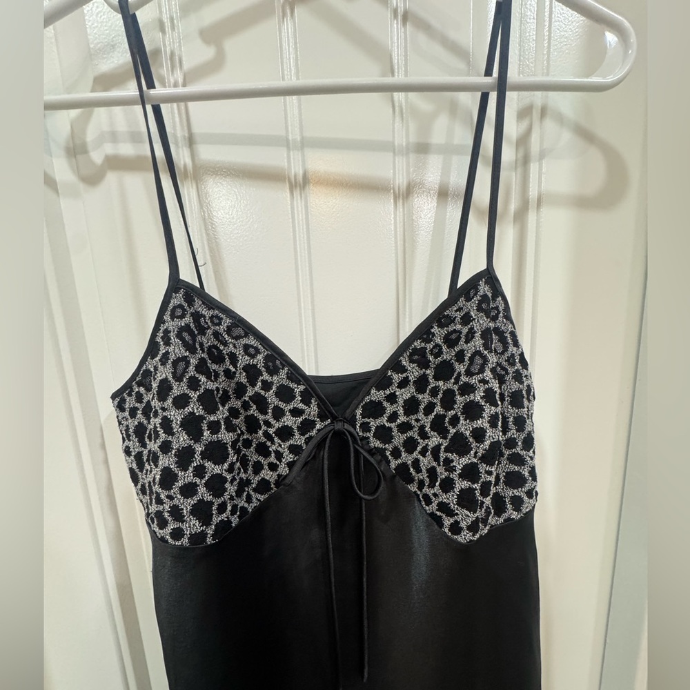 Marks & Spencer Black Chemise with Gray Lace - Picture 2 of 4